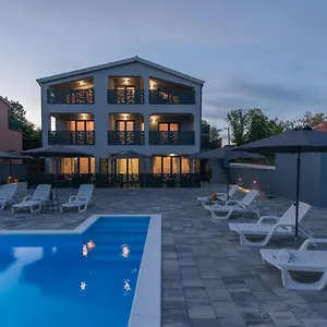  Appartement Natalija